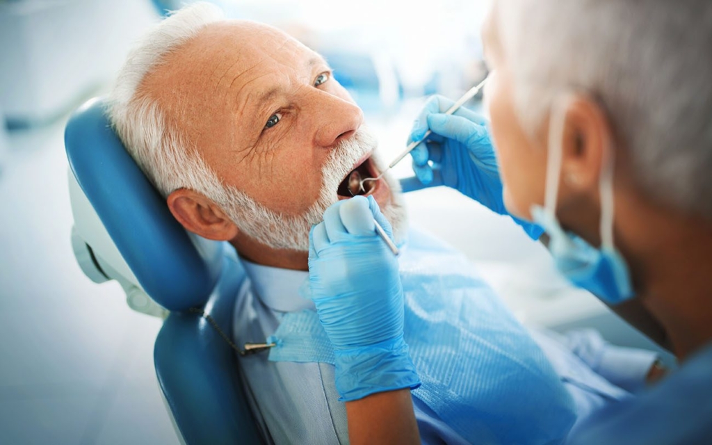 all-on-4-dental-implants-complications
